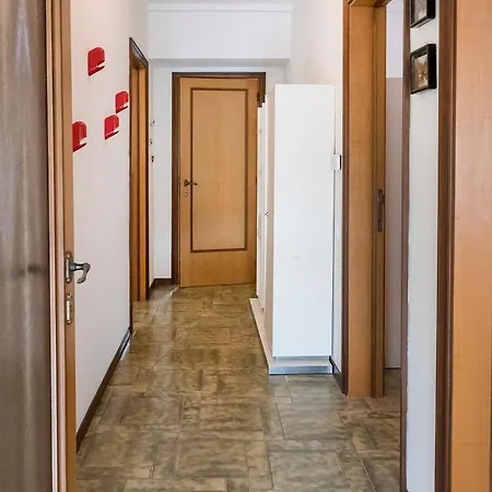 A28 - Poggio, Ampio Trilocale Con Portico