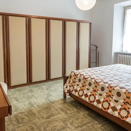 A28 - Poggio, Ampio Trilocale Con Portico Poggio (Marche)