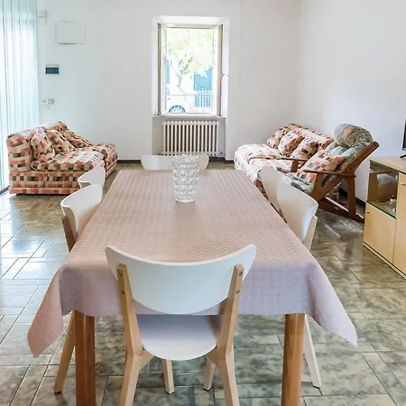 Apartment A28 - Poggio, Ampio Trilocale Con Portico