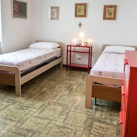 A28 - Poggio, Ampio Trilocale Con Portico Apartment *